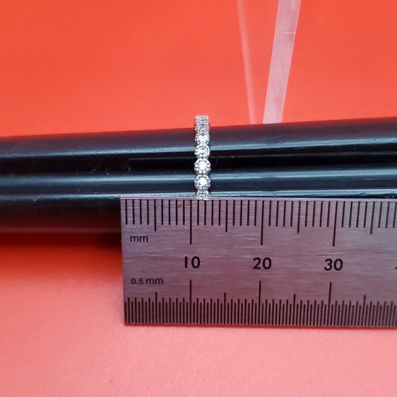 Size 6 925 Sterling Silver Simple Cute CZ Gemstones Ring - Picture 6 of 7